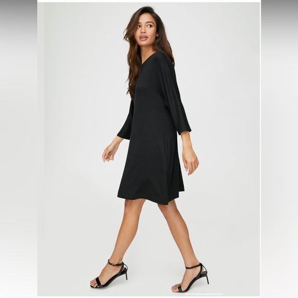 Aritzia Wilfred Free Cober Dress T shirt Style Black size L - Picture 4 of 15